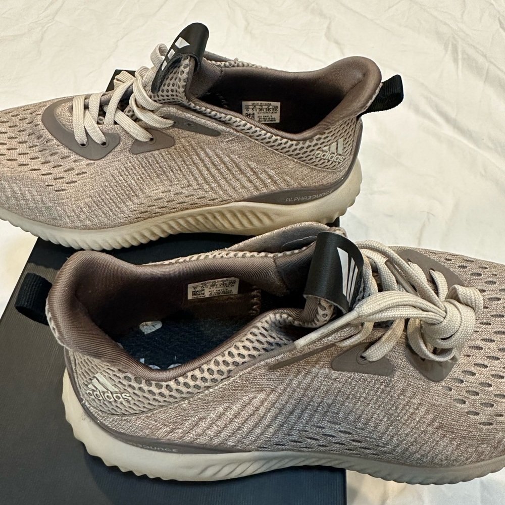 Adidas Alpha Bounce Lightweight - Picture 12 of 13